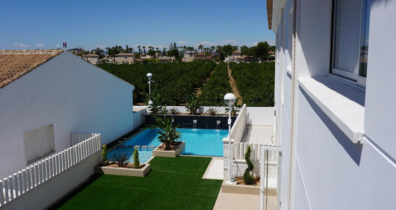 Apartamentos La Laguna I Luxury Apartments 瓜尔达马尔·德尔·塞古拉 外观 照片